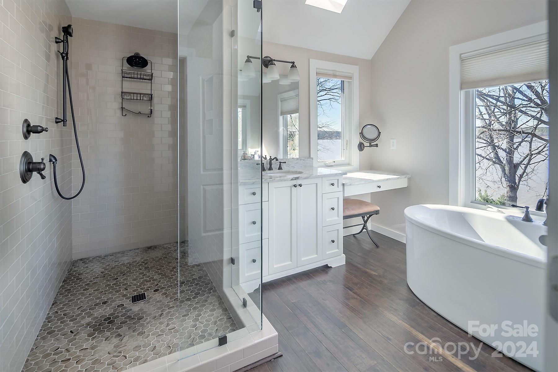 Tega Cay - Residential