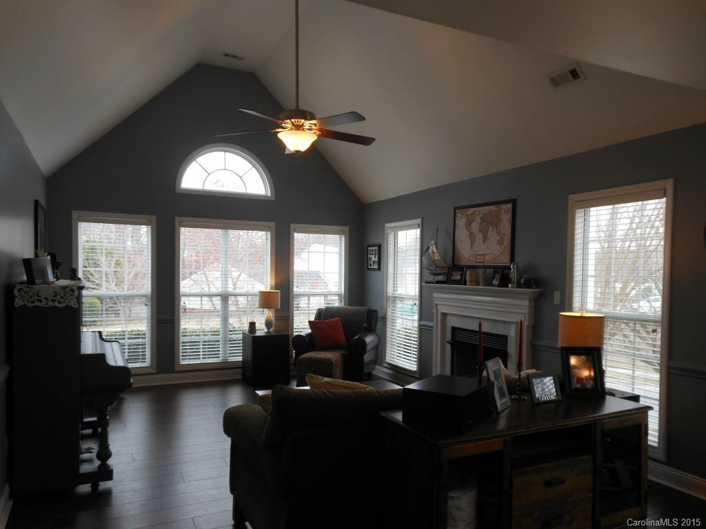 Colonial Village - Residential