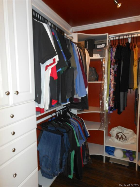 Colonial Village - Residential