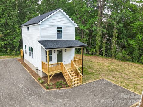 Photo of 58 Taft Street, Black Mountain, NC 28711 (MLS # 4394214)
