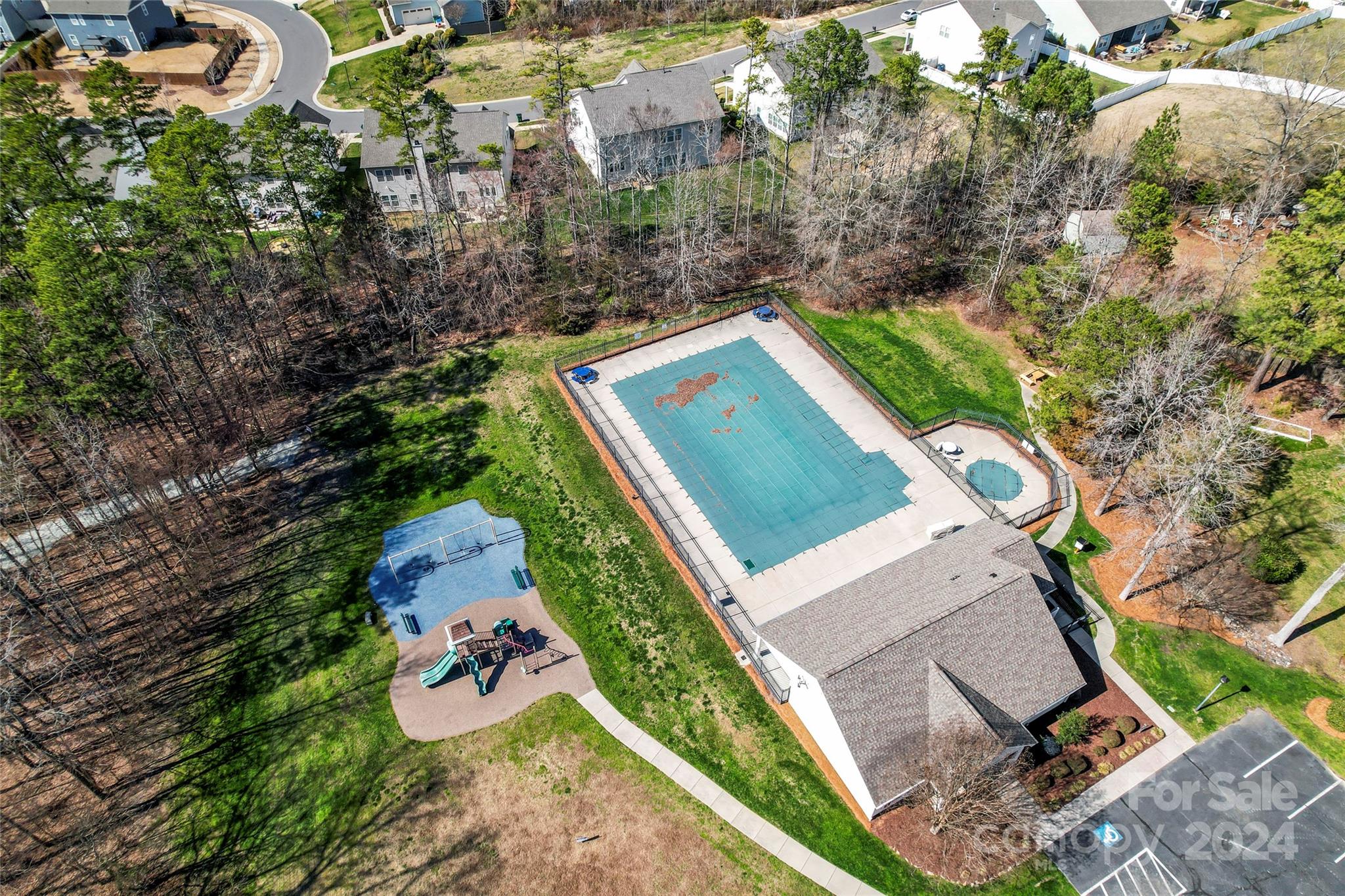 Chestnut Oaks - Residential