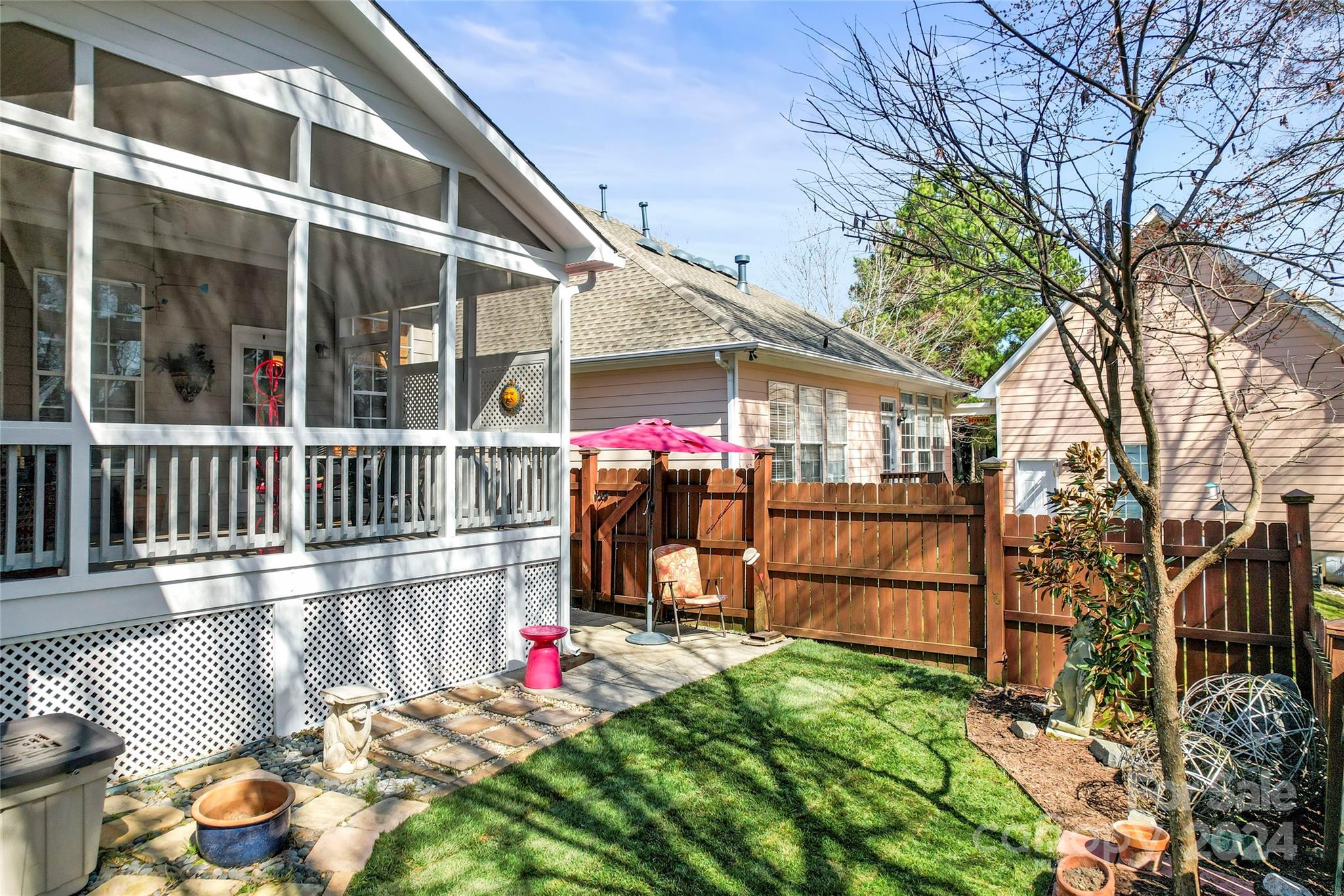 Chestnut Oaks - Residential