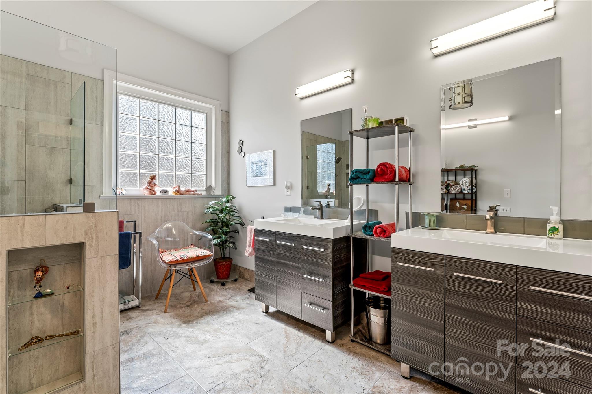 Chestnut Oaks - Residential