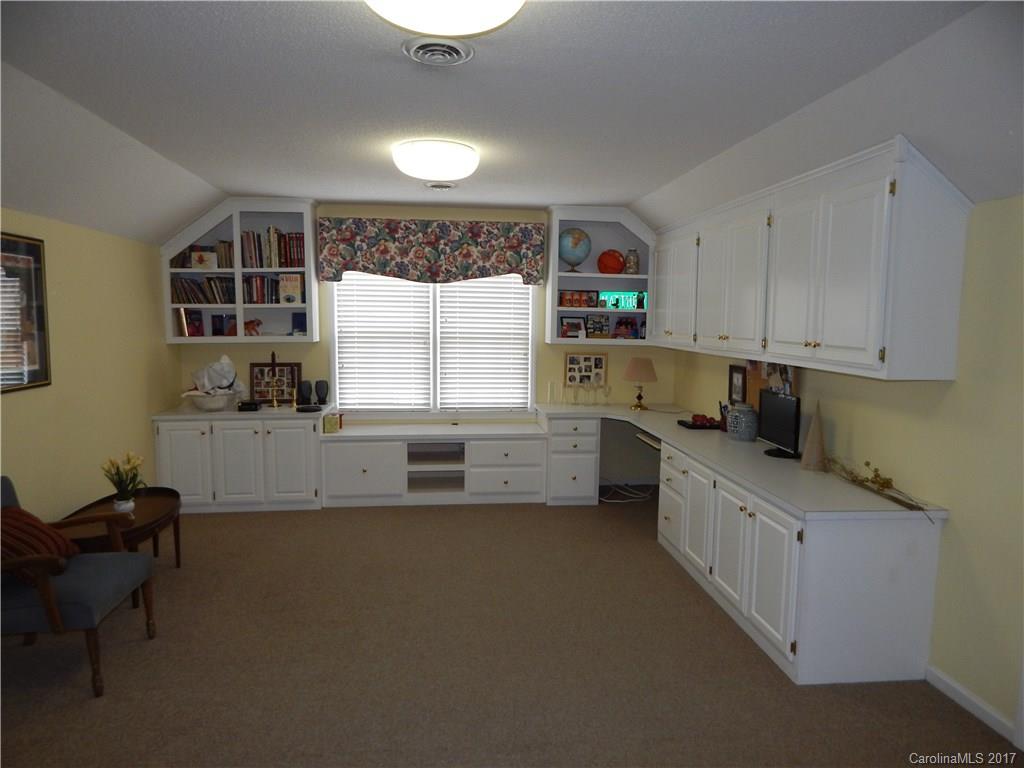Oakhurst - Residential