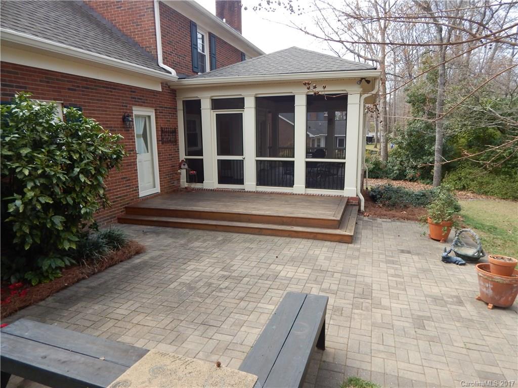Oakhurst - Residential