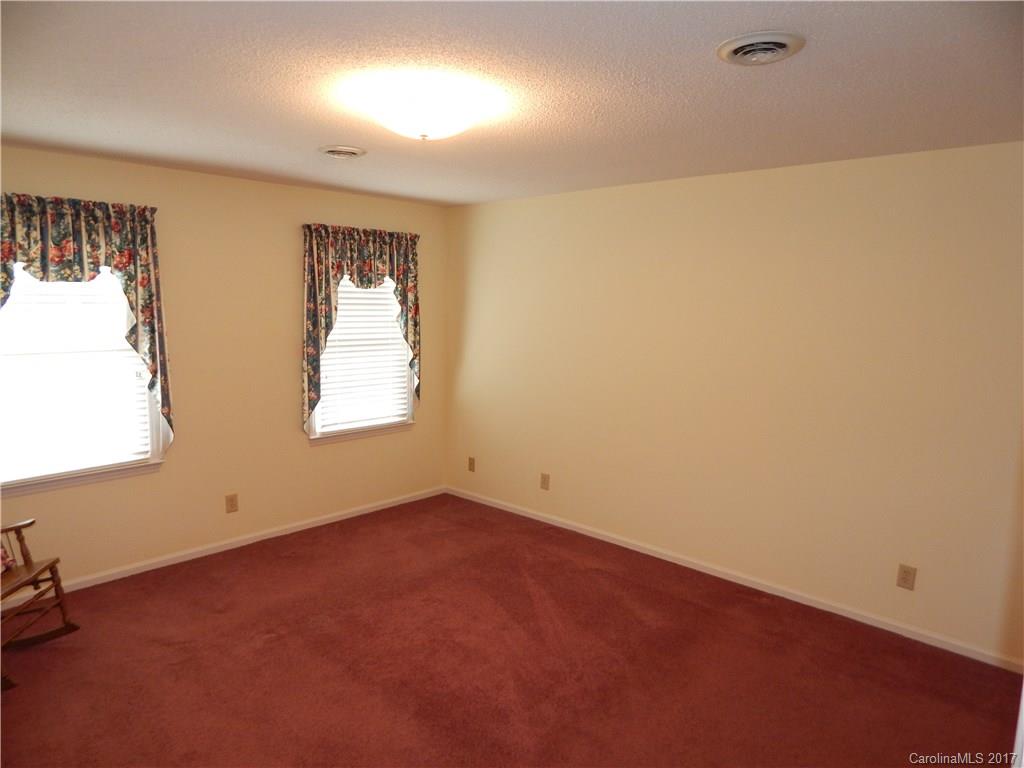 Oakhurst - Residential