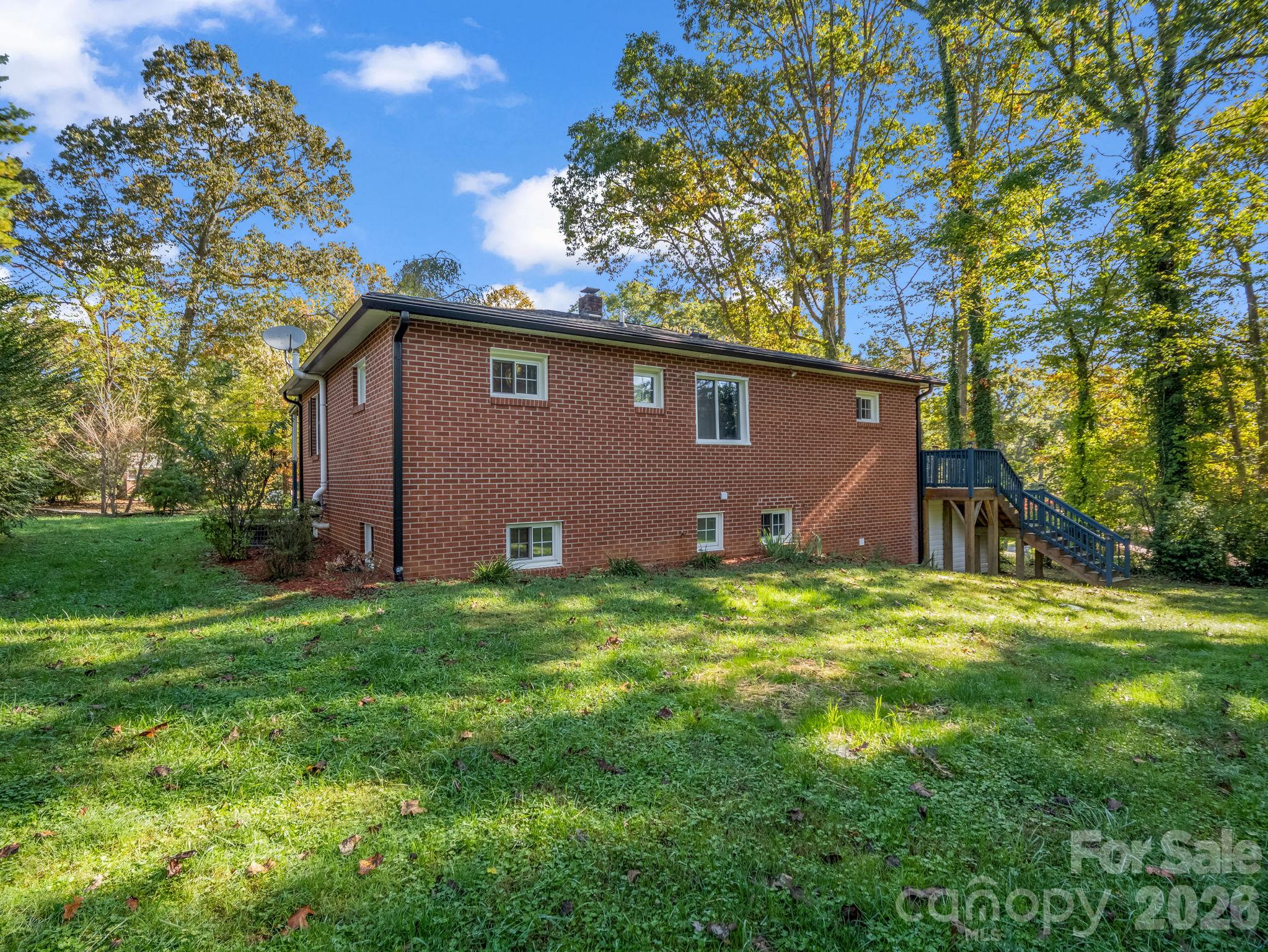 88 Lake Rugby Drive