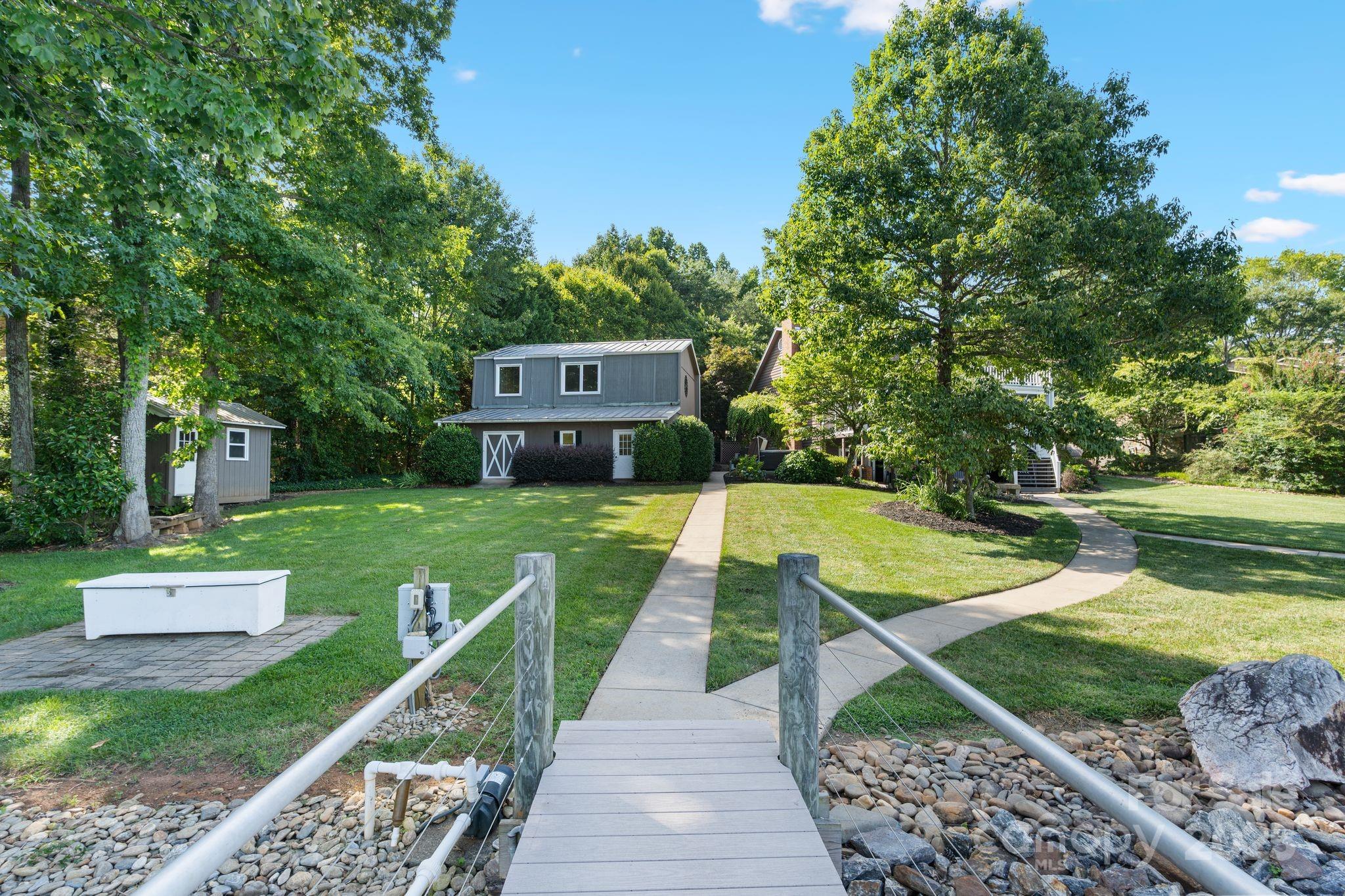 Sherwood Shores - Residential