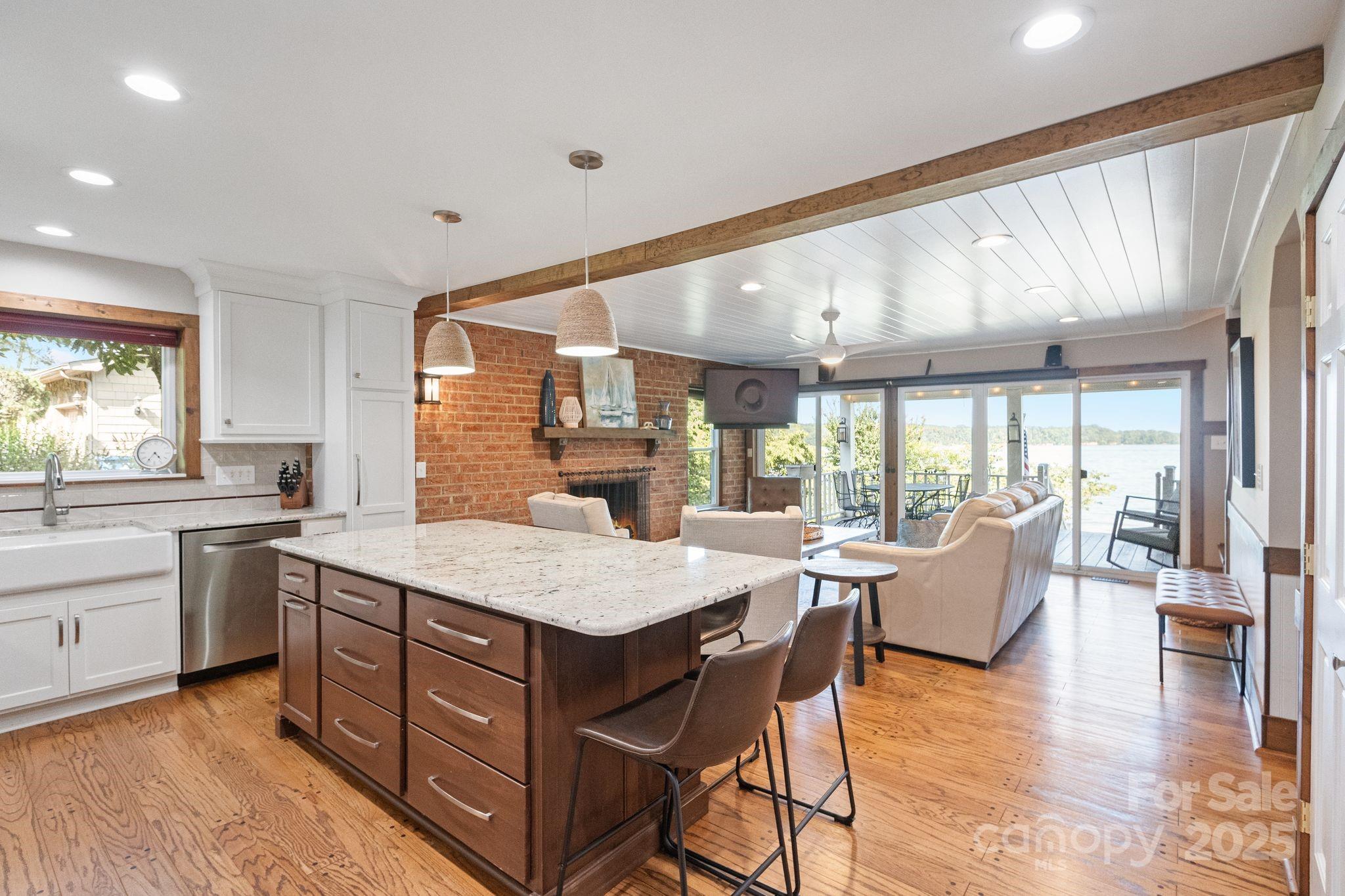 Sherwood Shores - Residential