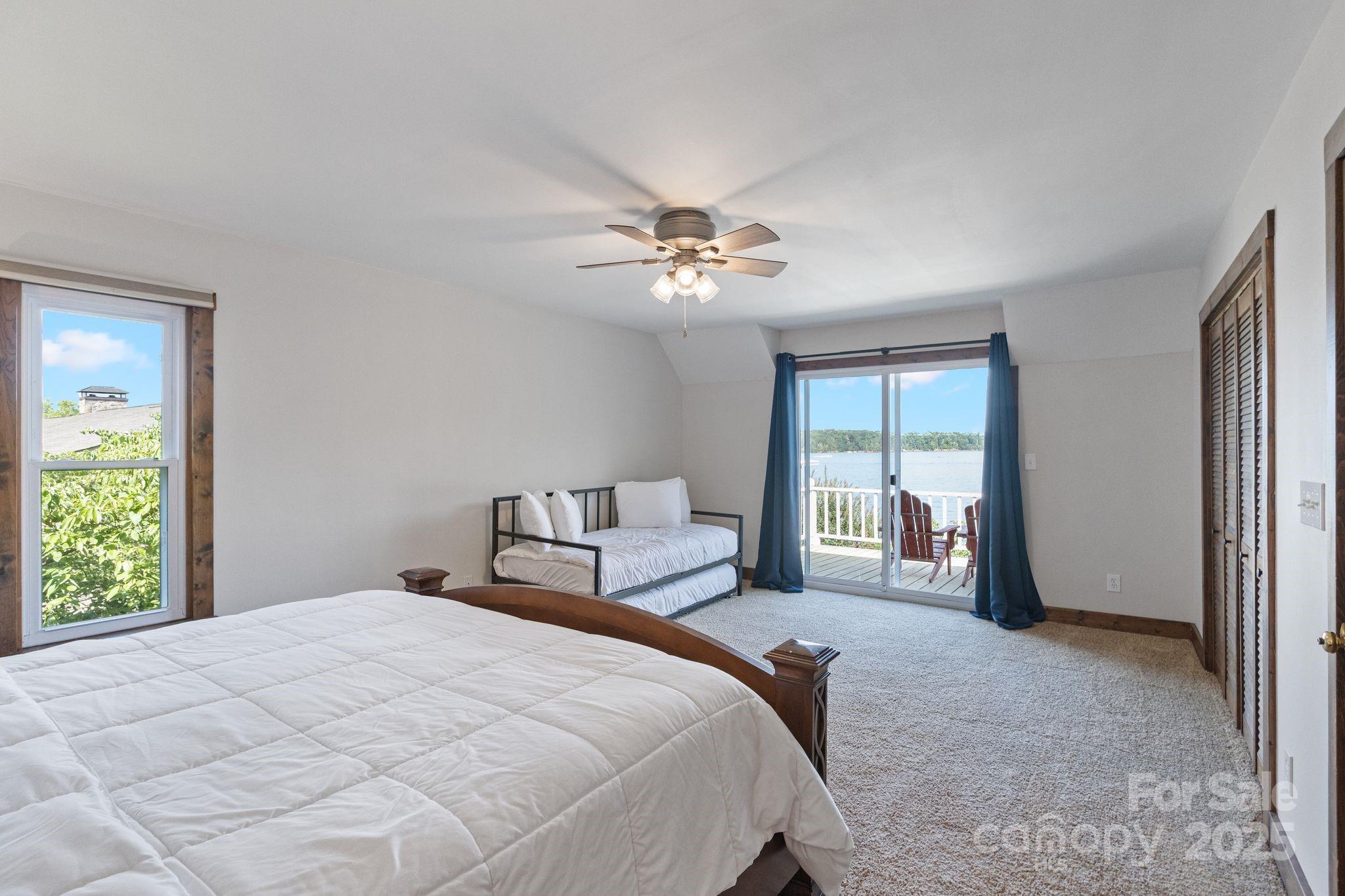 Sherwood Shores - Residential