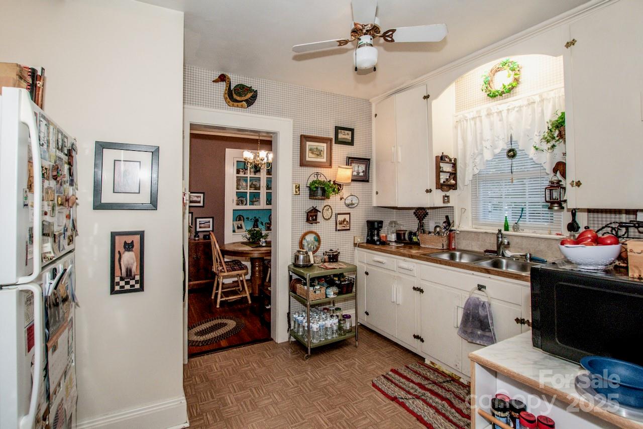 Country Club Estates - Residential