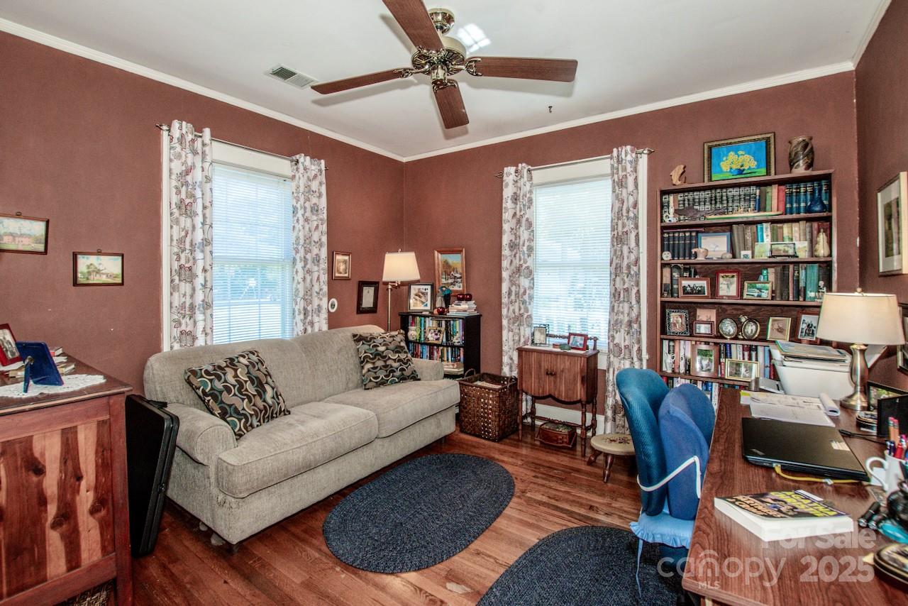 Country Club Estates - Residential