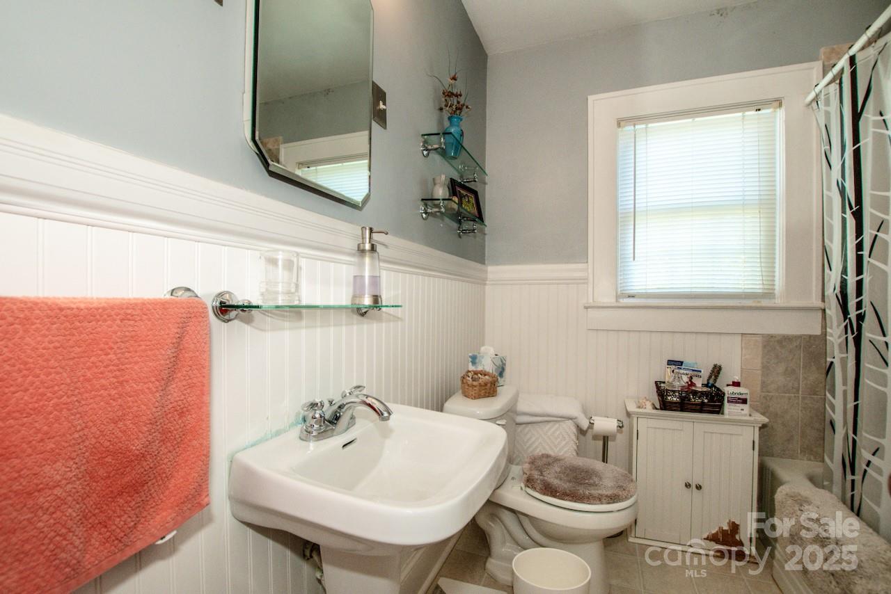 Country Club Estates - Residential