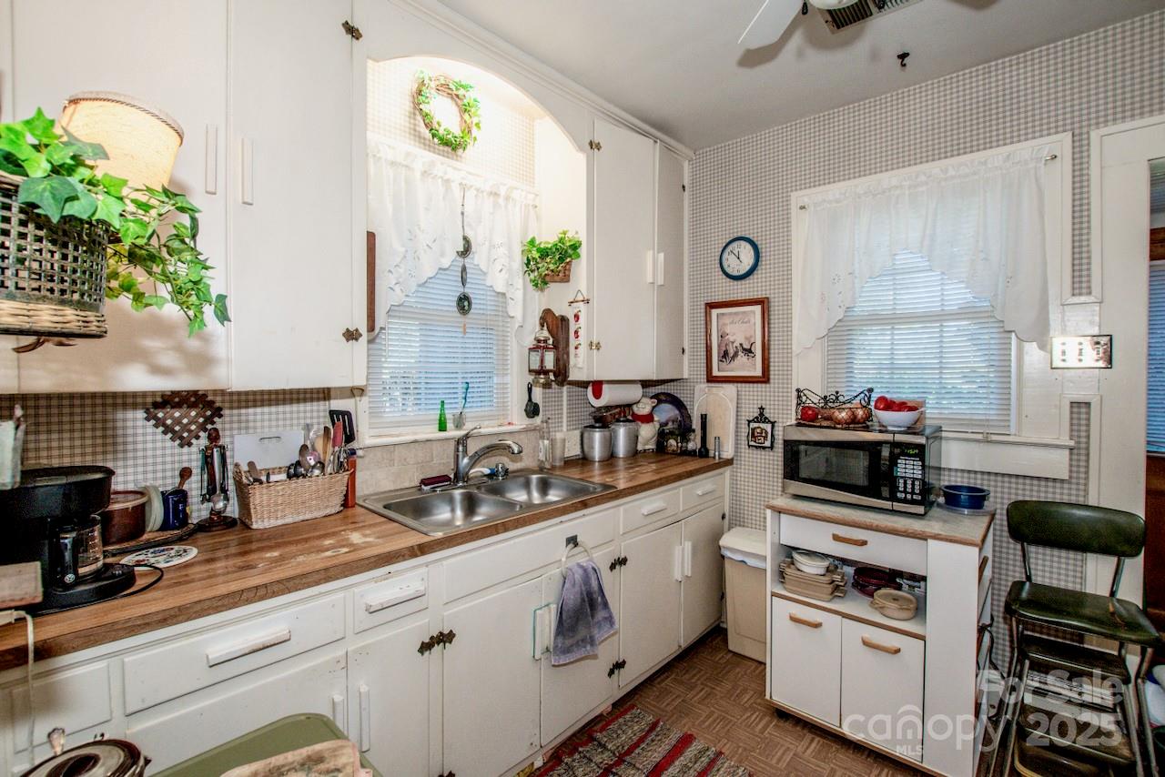 Country Club Estates - Residential