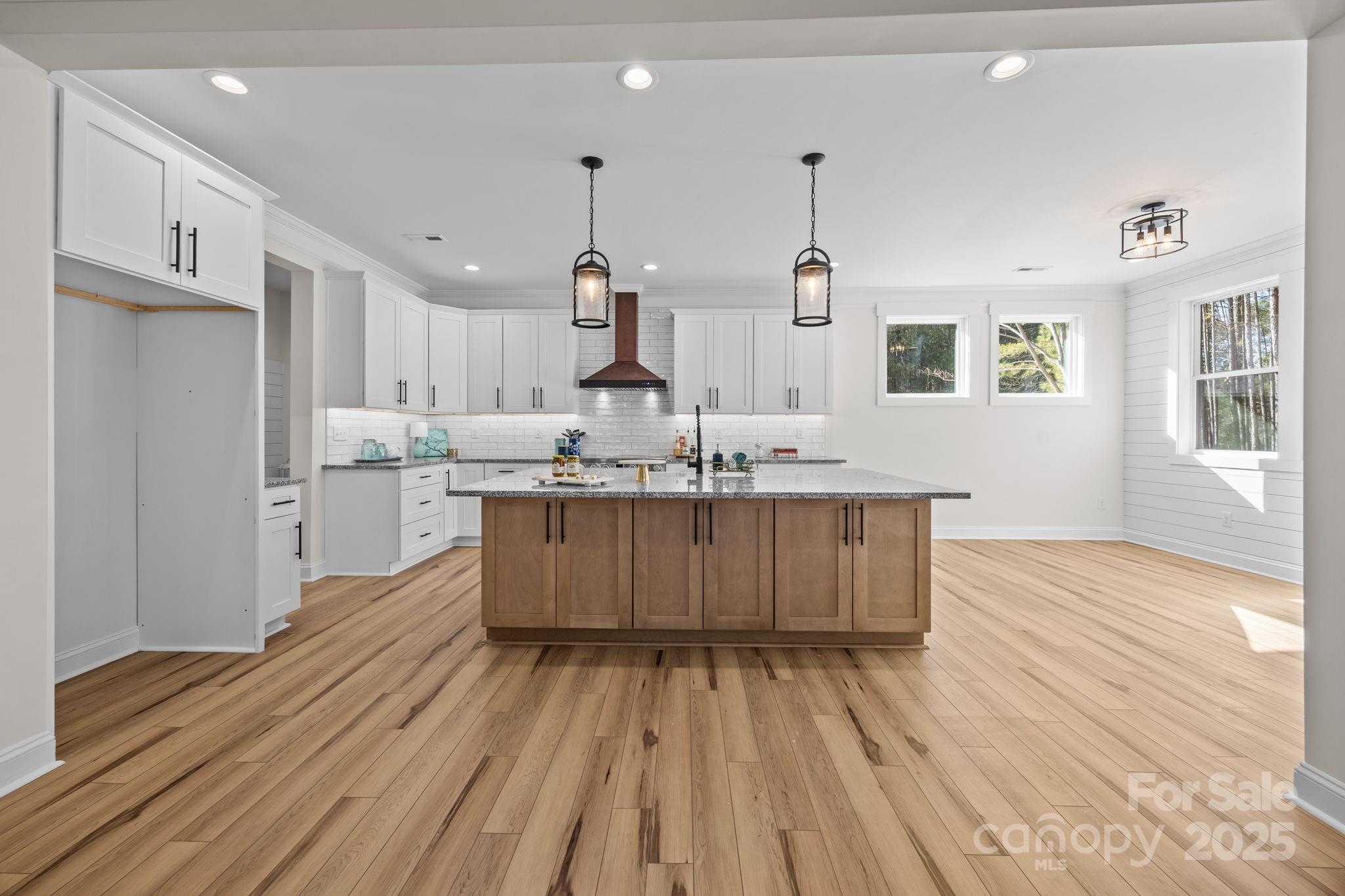 Sunset Point - Residential