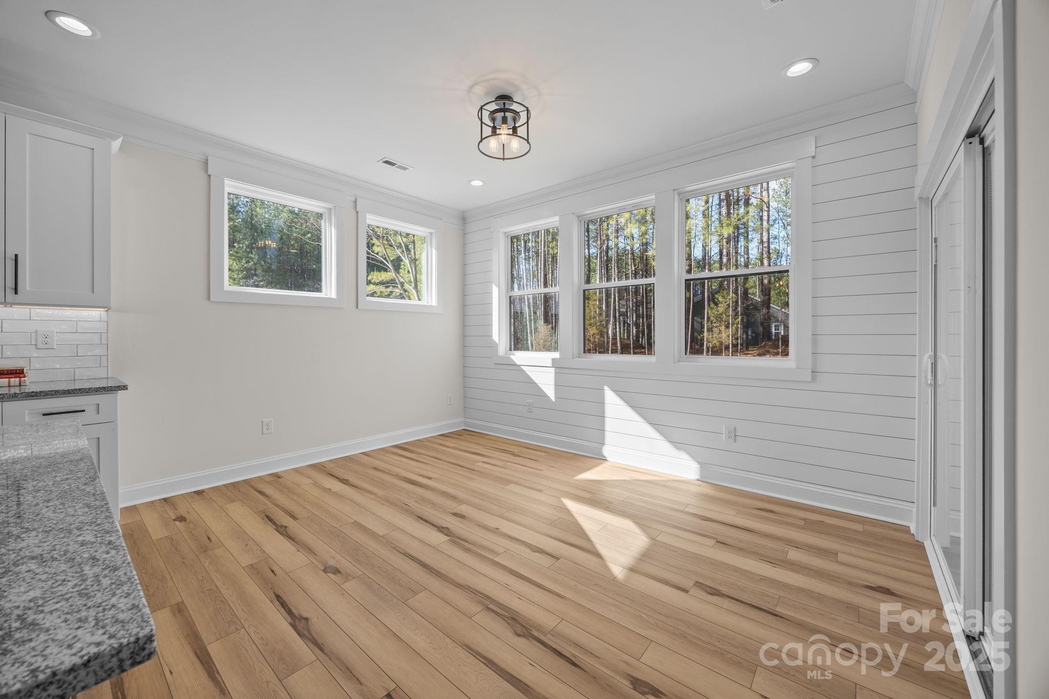 Sunset Point - Residential