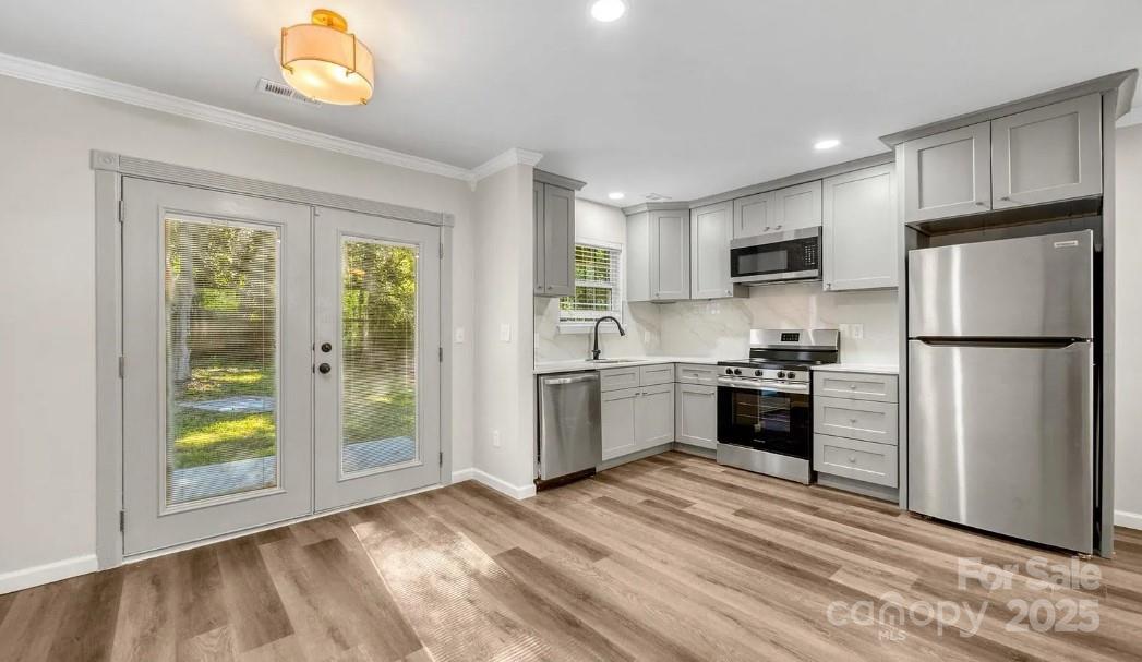 3133 Amay James Avenue