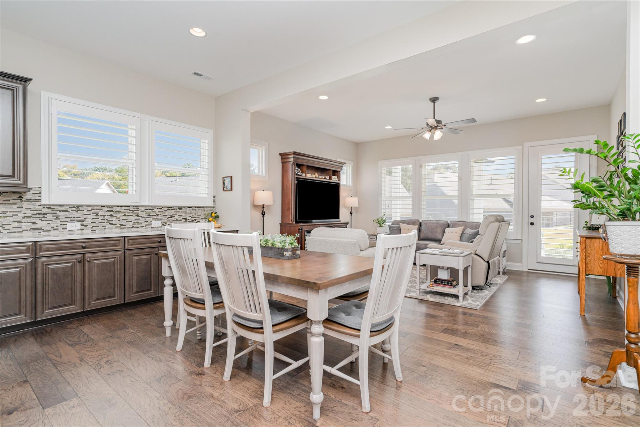 Pinnacle At Wesley Chapel - Residential