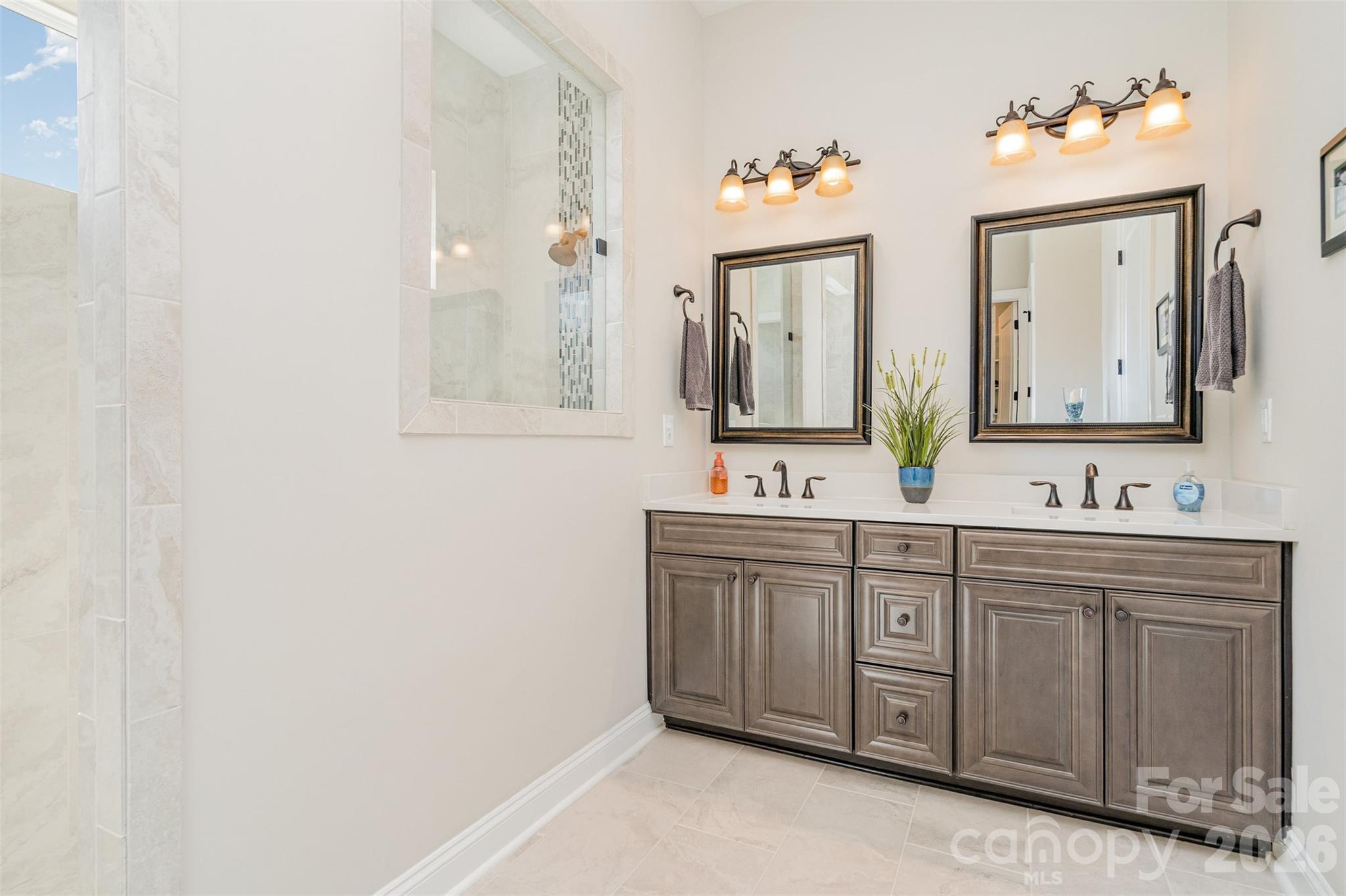 Pinnacle At Wesley Chapel - Residential