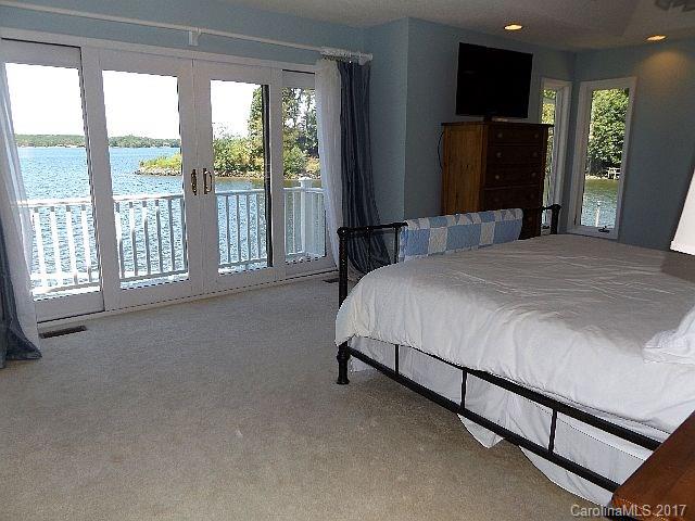 Tega Cay - Residential