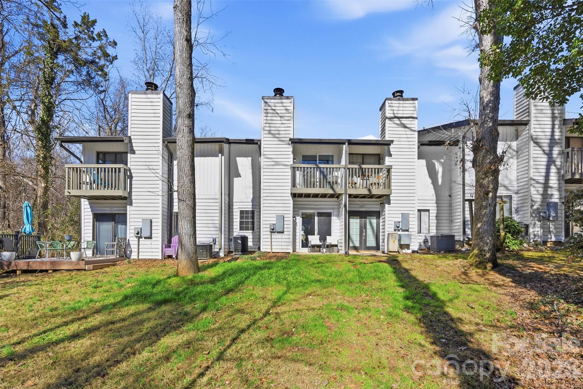 Sir Johns Hill - Residential