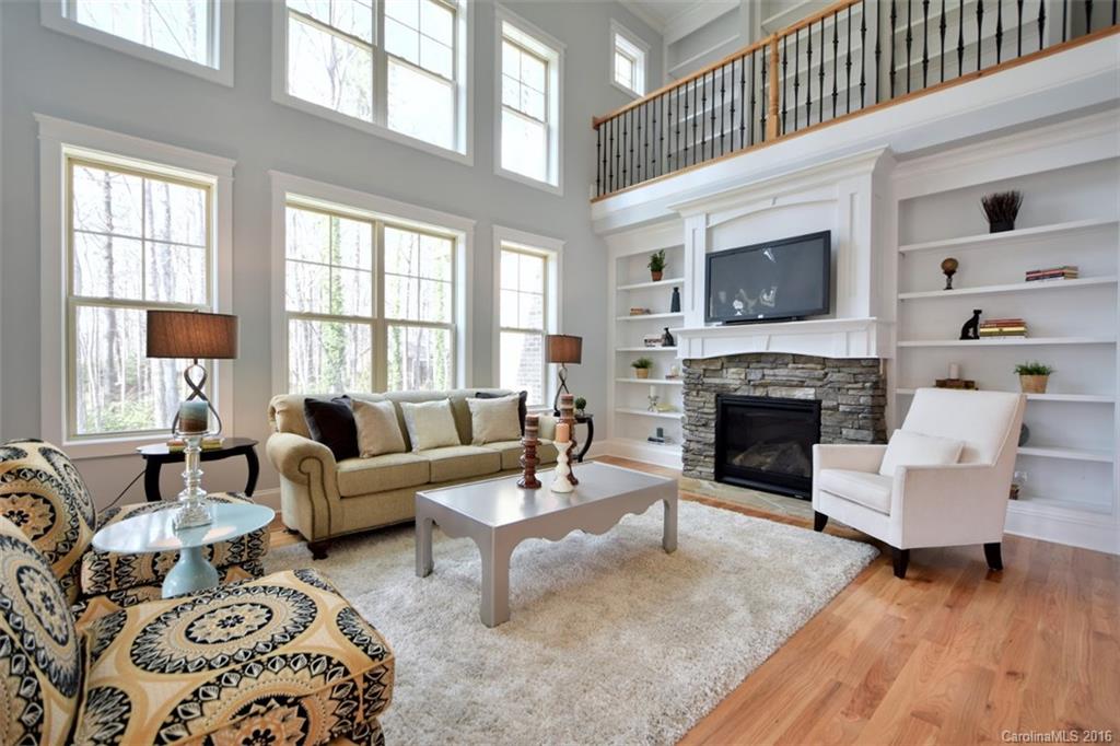 Lakeside - Residential