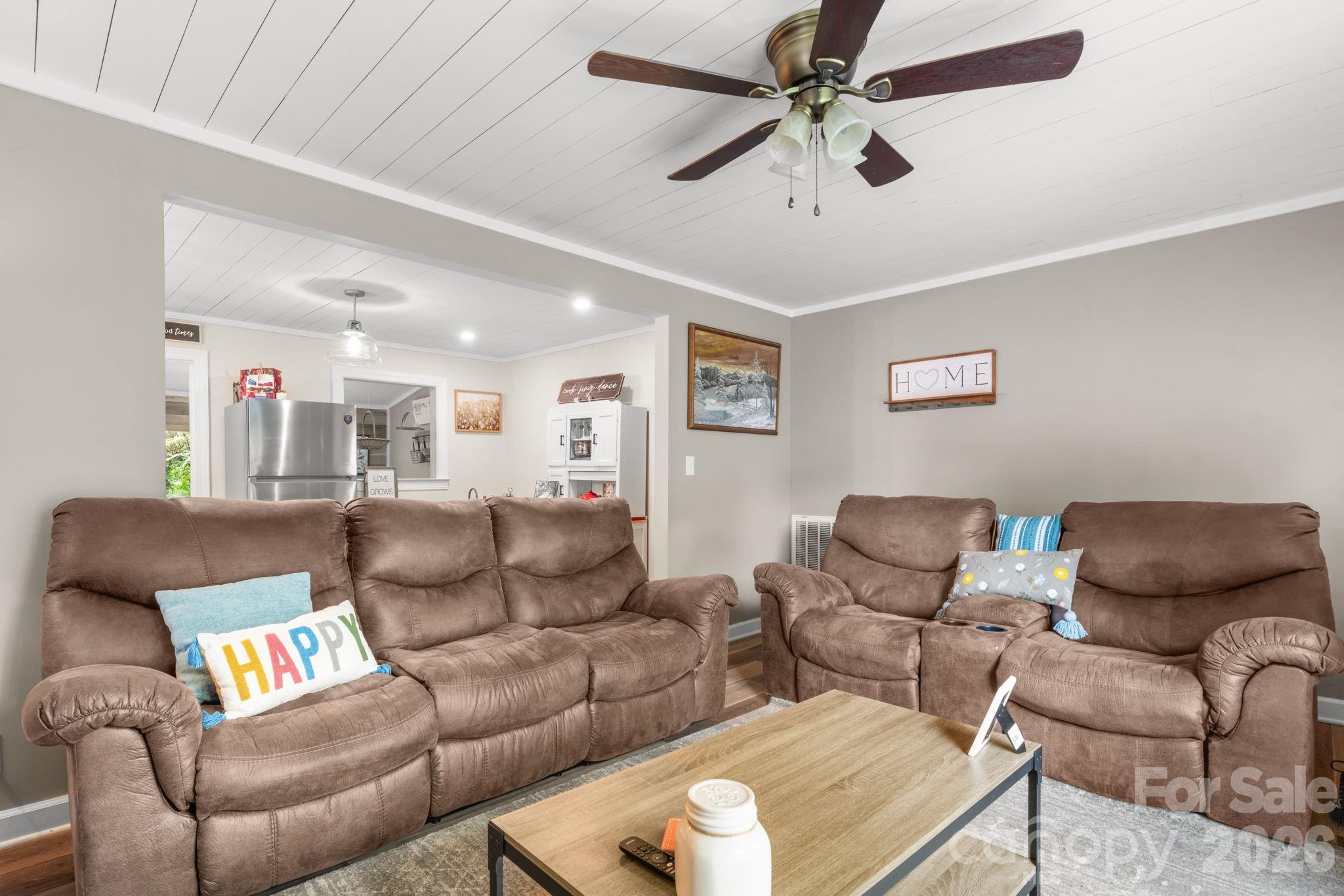 403 Shasta Lane SW