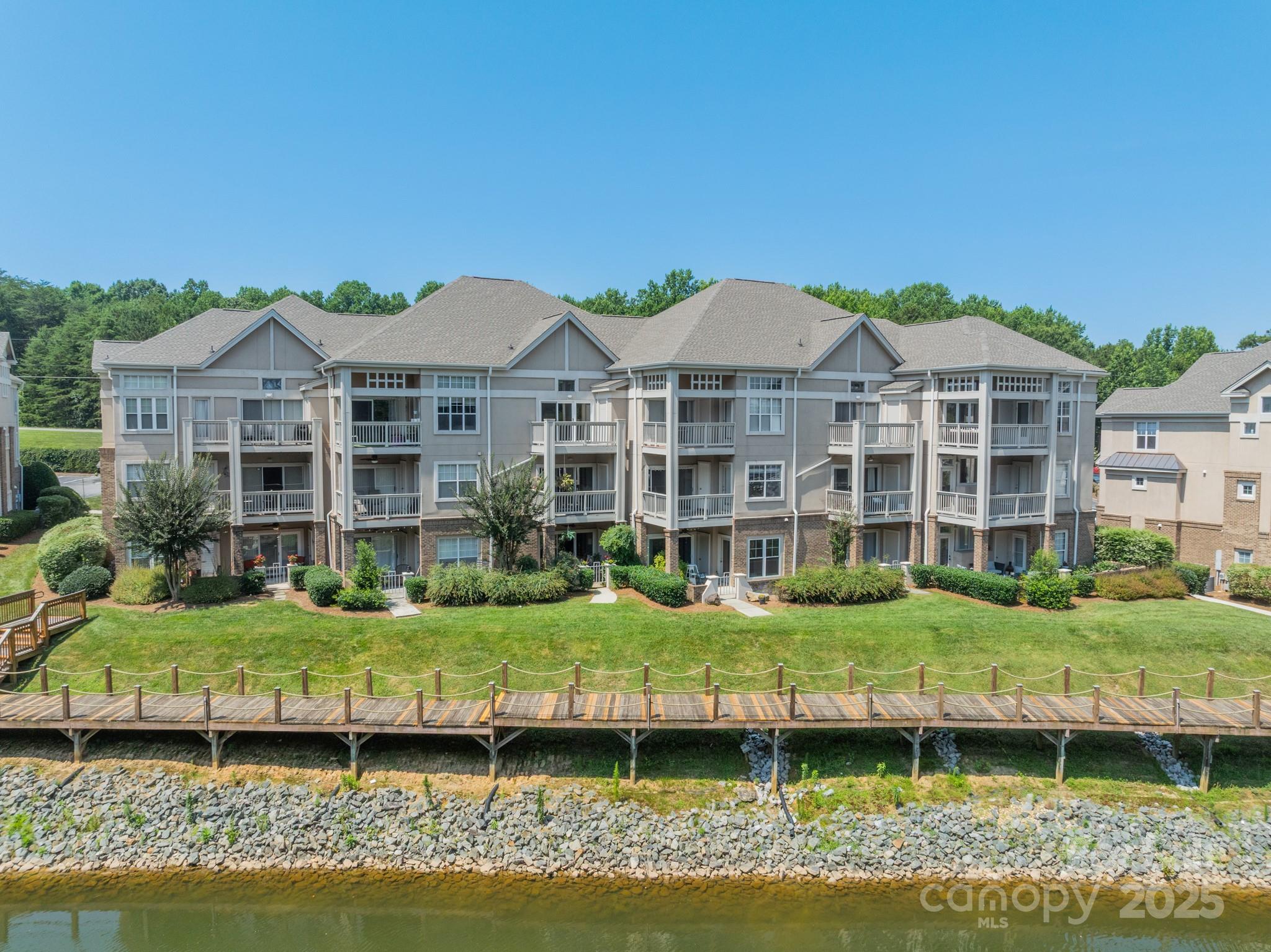104 Pier 33 Drive 303