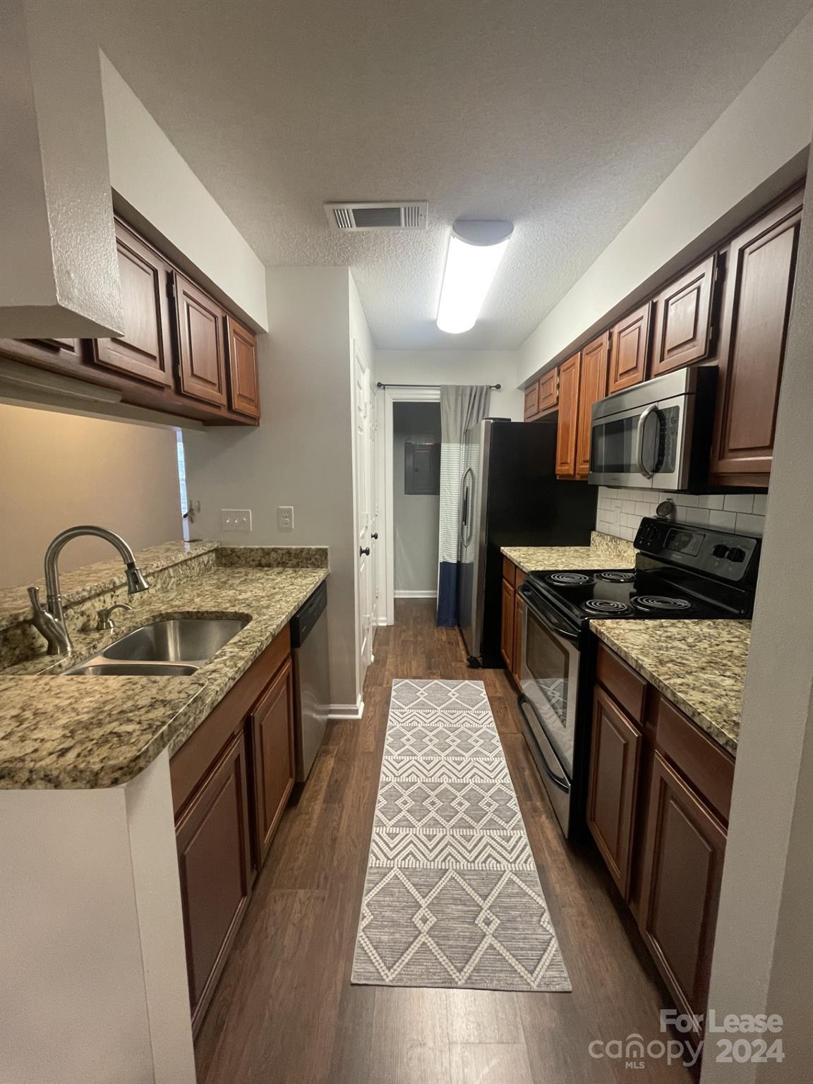 Admirals Quarters - Residential Lease