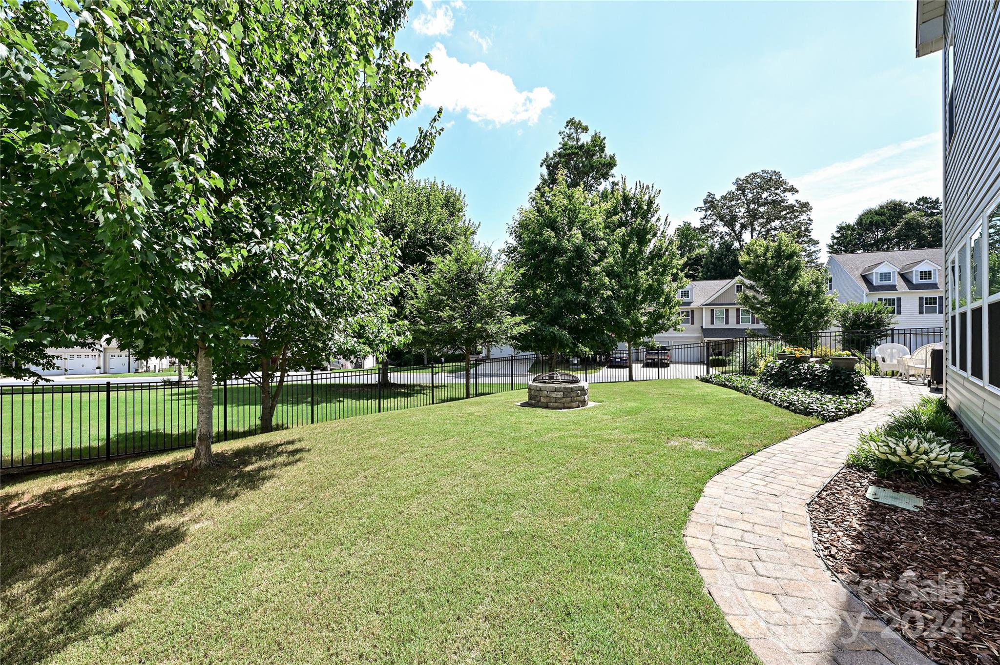 Balmoral - Residential