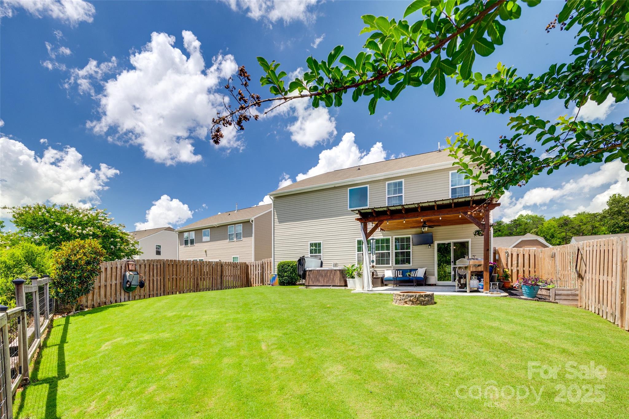 Almond Glen - Residential