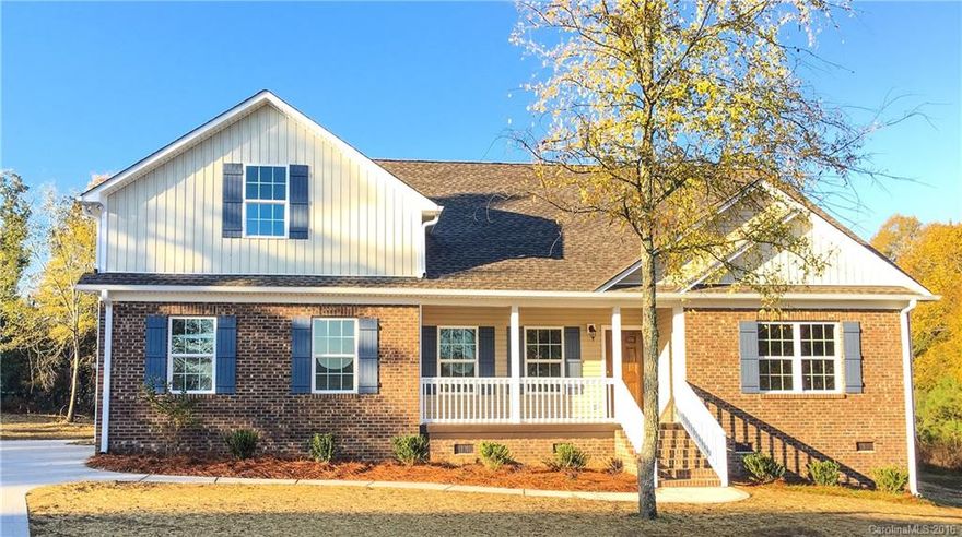 Beautiful home on a cul-de-sac lot!  Kitchen with granite counter tops! Sit on your new front porch with ceramic tile floor!  Home also has a wonderful covered back deck!