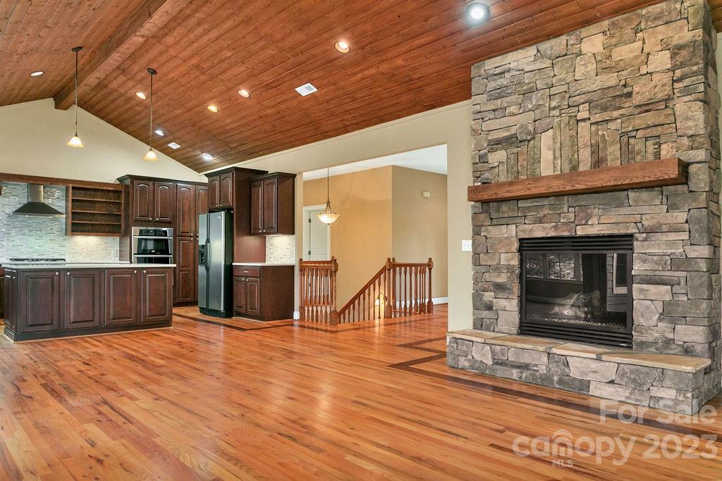 Connestee Falls - Residential