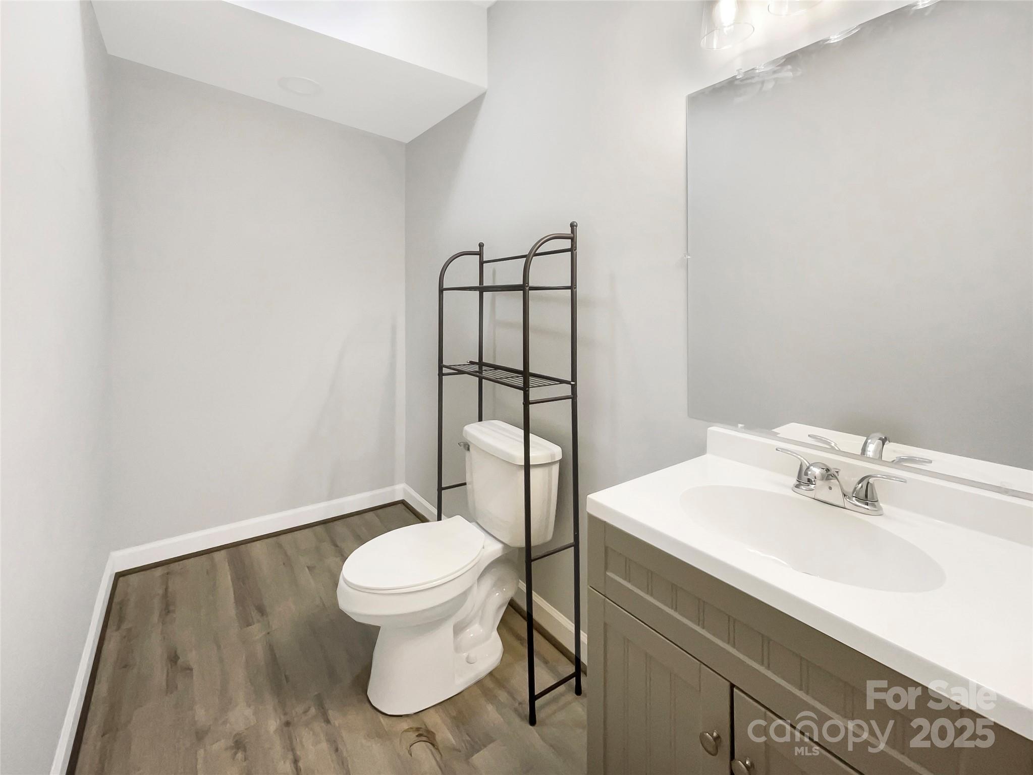 River Lakes - Residential