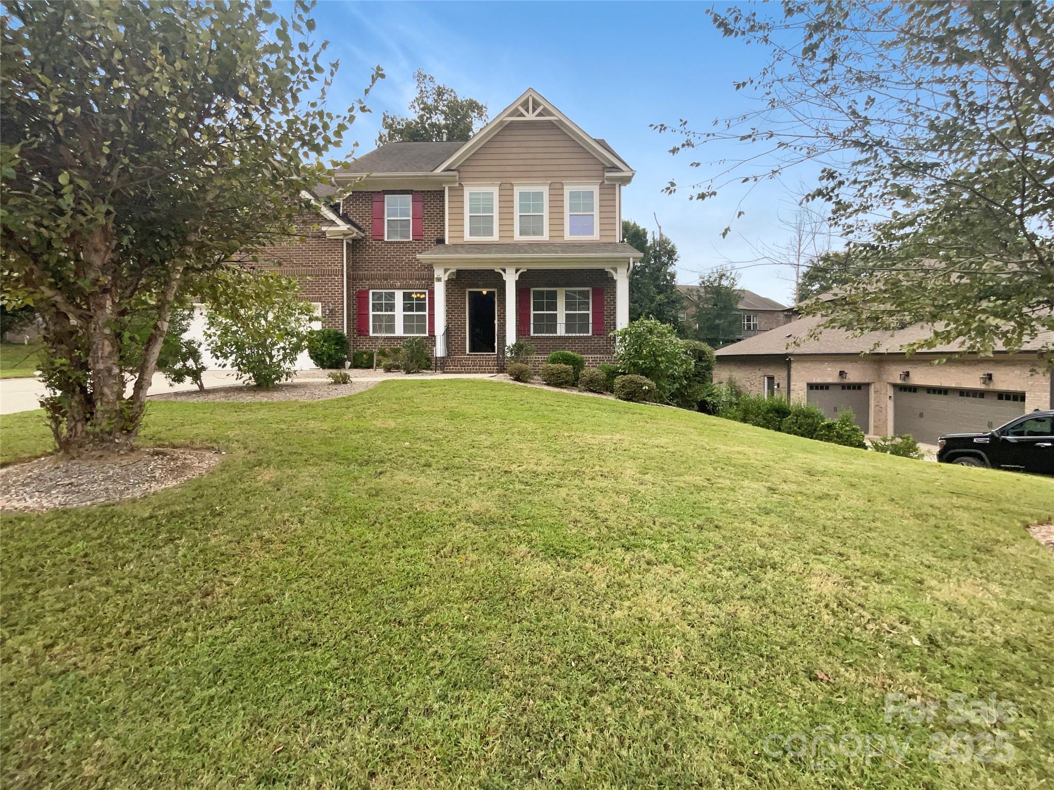 River Lakes - Residential