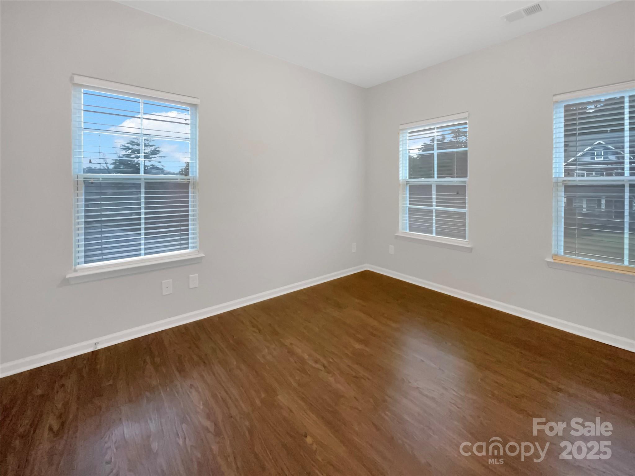 River Lakes - Residential