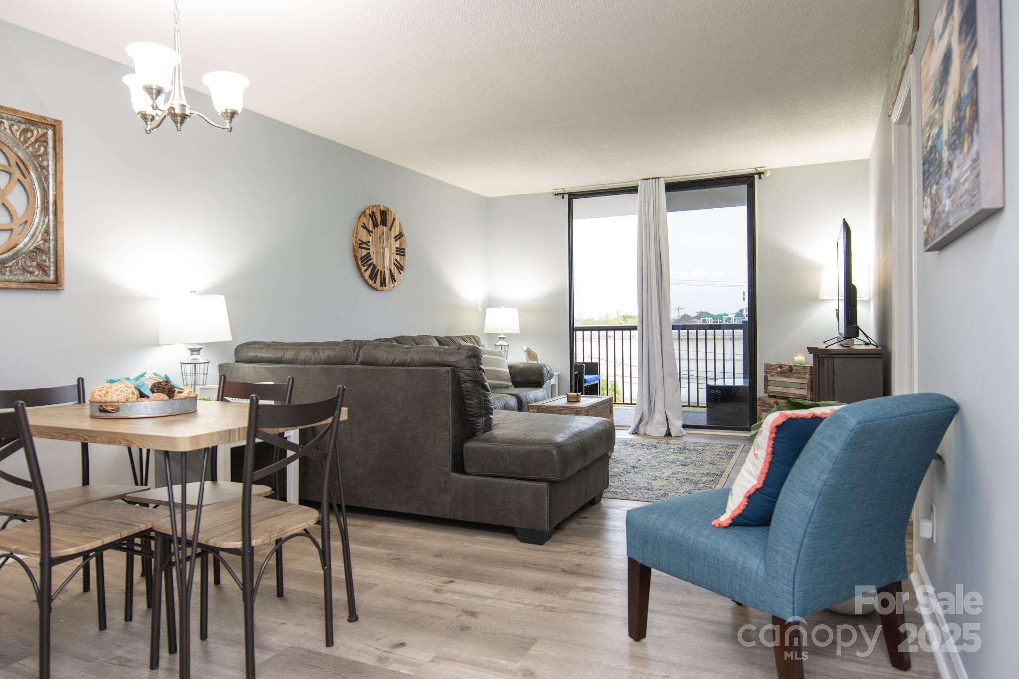 601 Mitchell Drive 407
