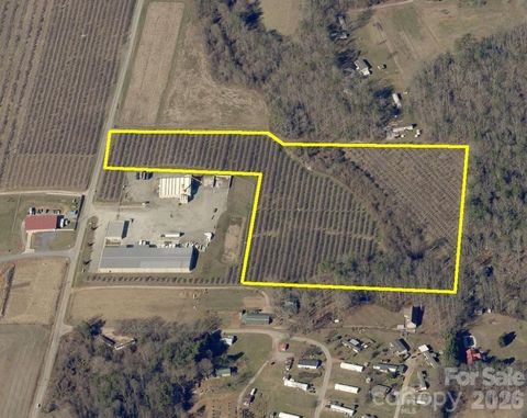 99999 Mcmurray Road Flat Rock NC 28731