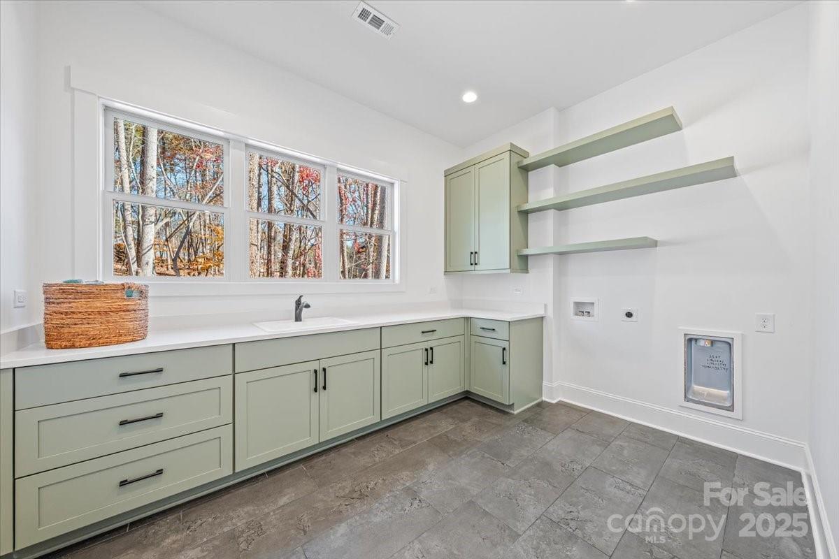 Copper Pine - Residential