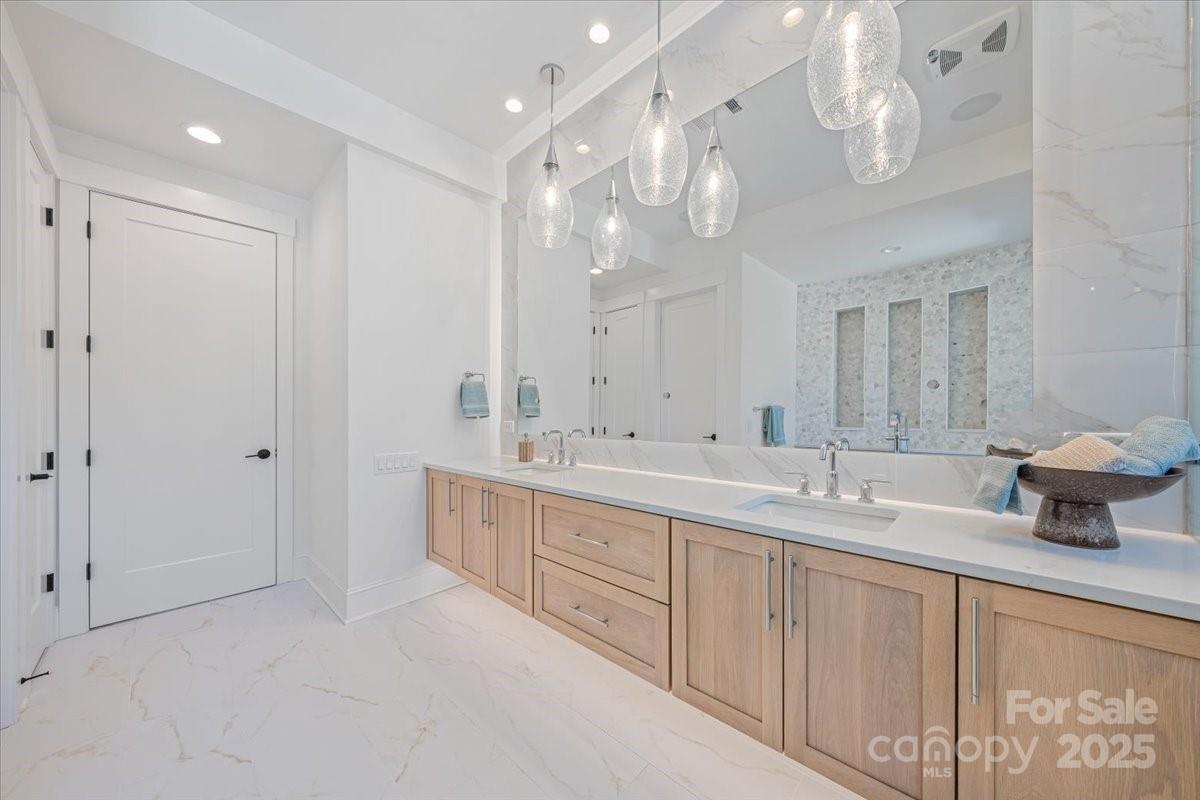 Copper Pine - Residential