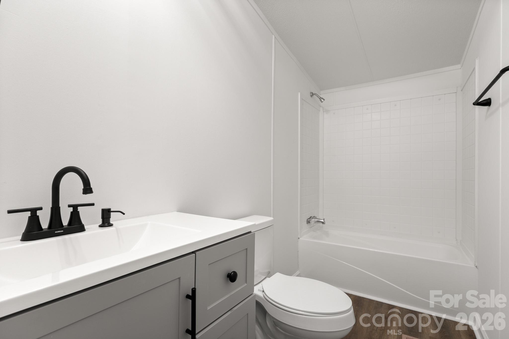 Lamplighter Village - Residential