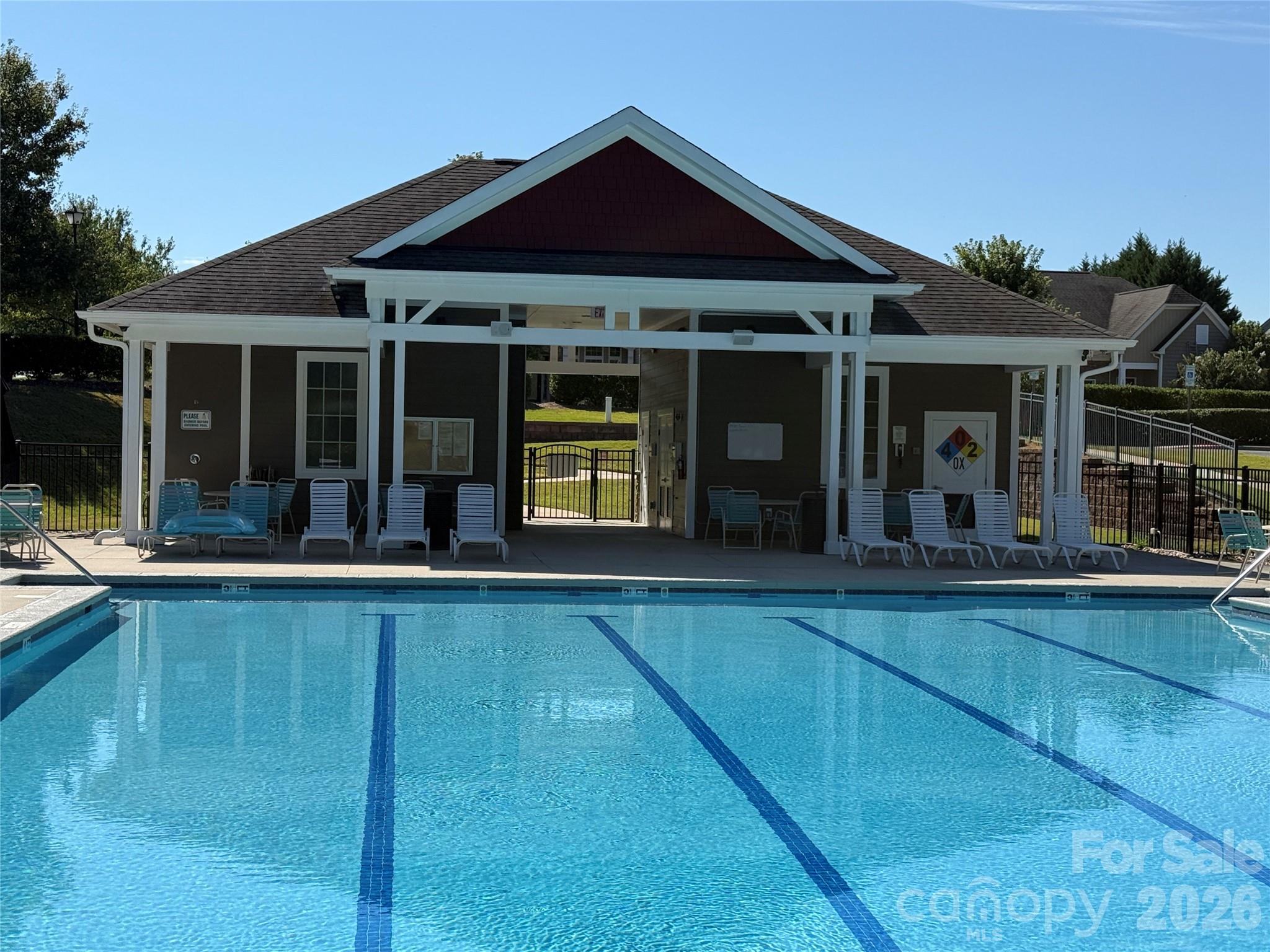 7021 Woodsbay Lane