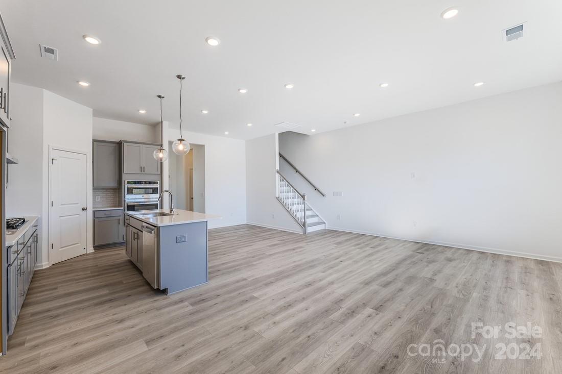 The Ridge at Sugar Creek - Residential