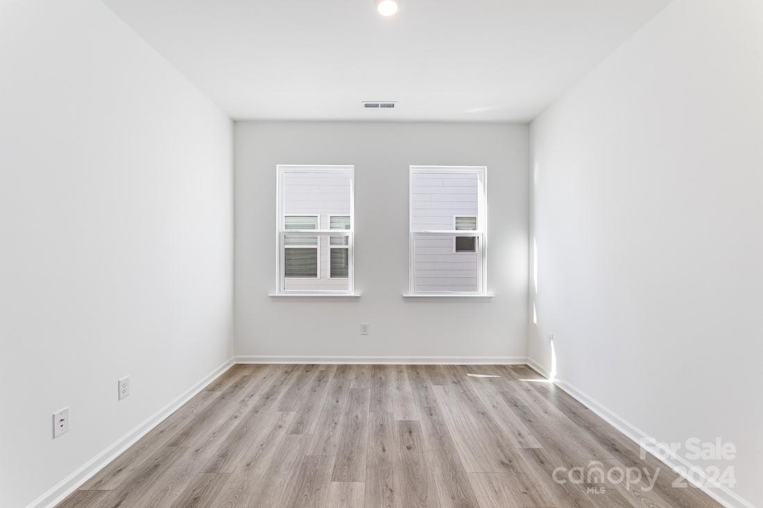 The Ridge at Sugar Creek - Residential