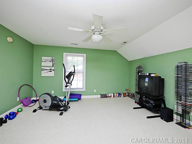 Tioga Pointe - Residential