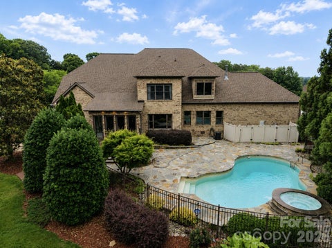 Photo of 142 Riverchase Lane, Mooresville, NC 28115 (MLS # 4392540)