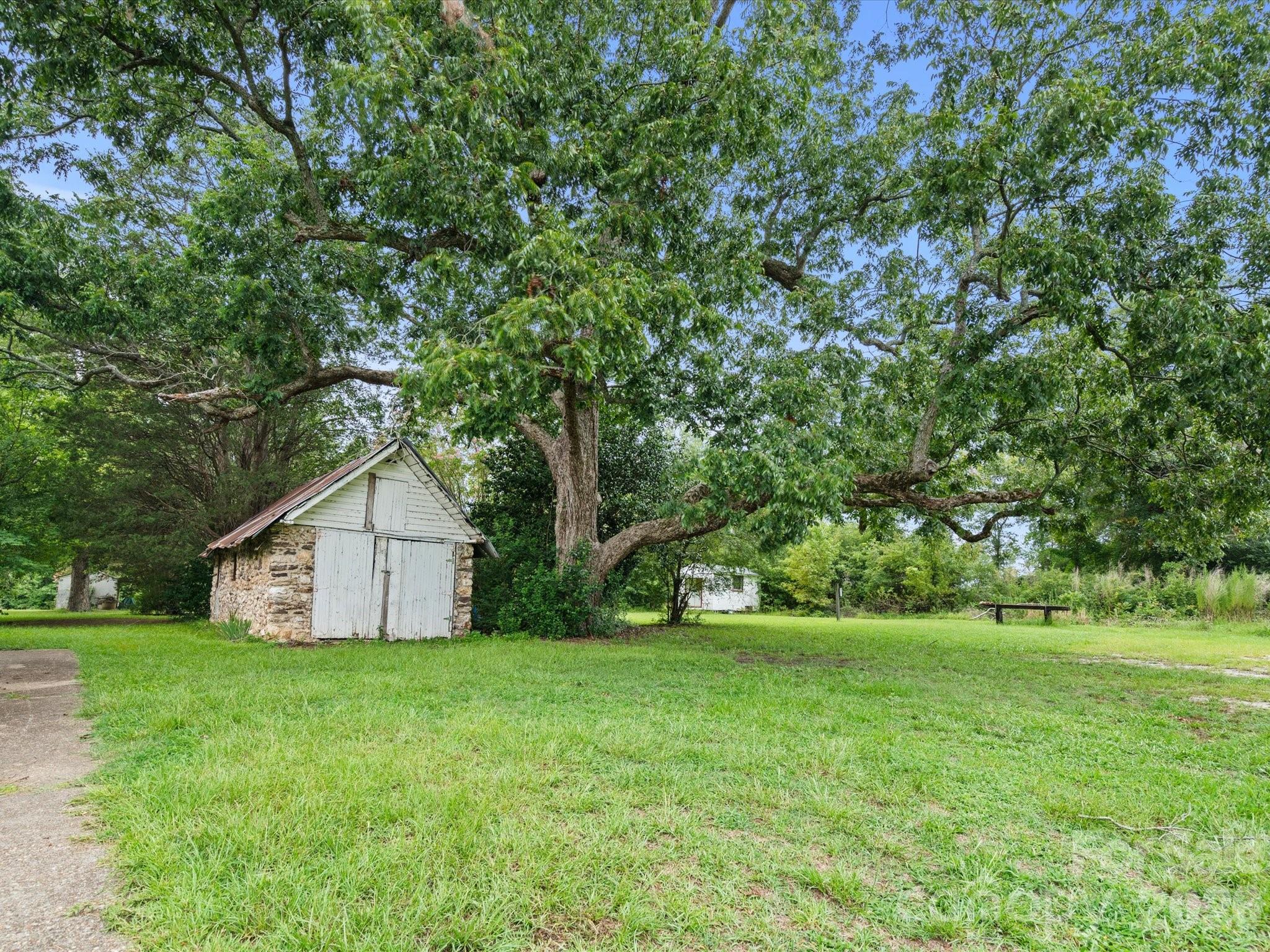 280 W Main Street