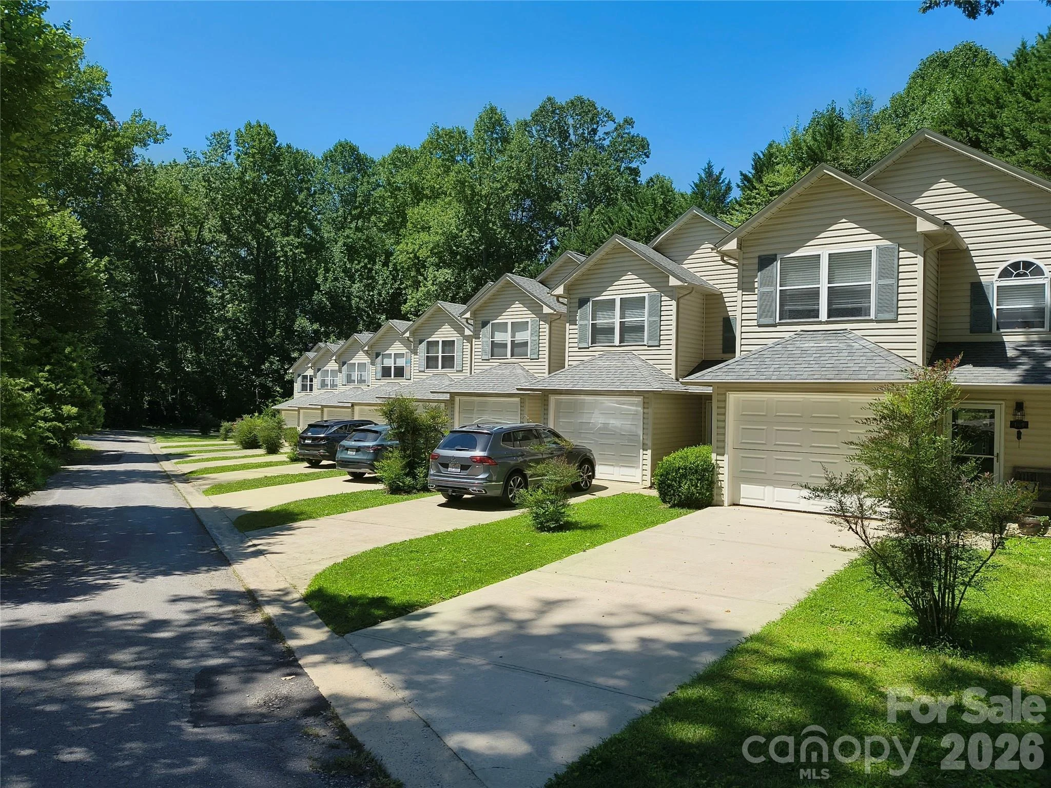 102 S Park Lane, Black Mountain, NC, 28711