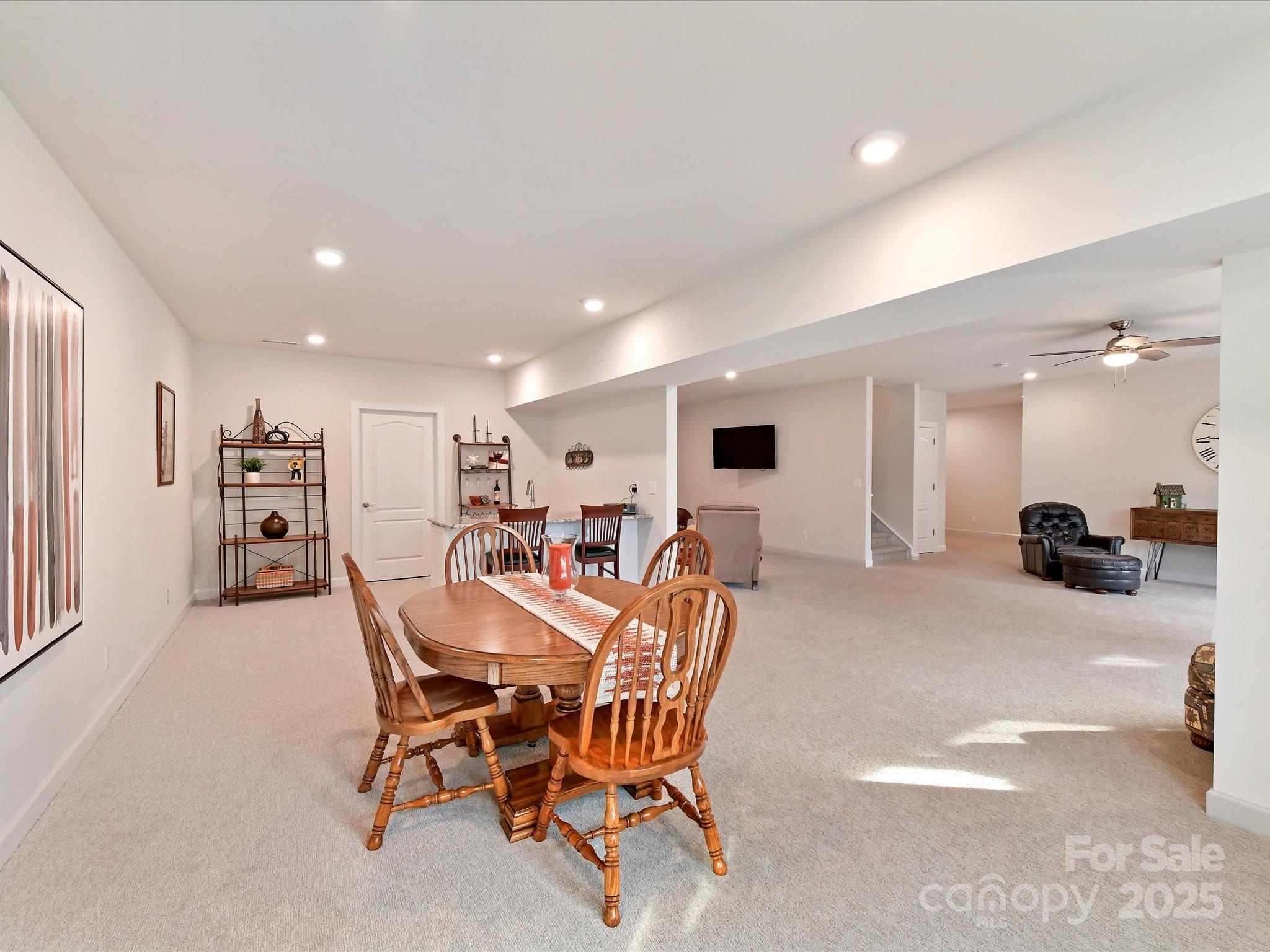 Tree Tops - Residential