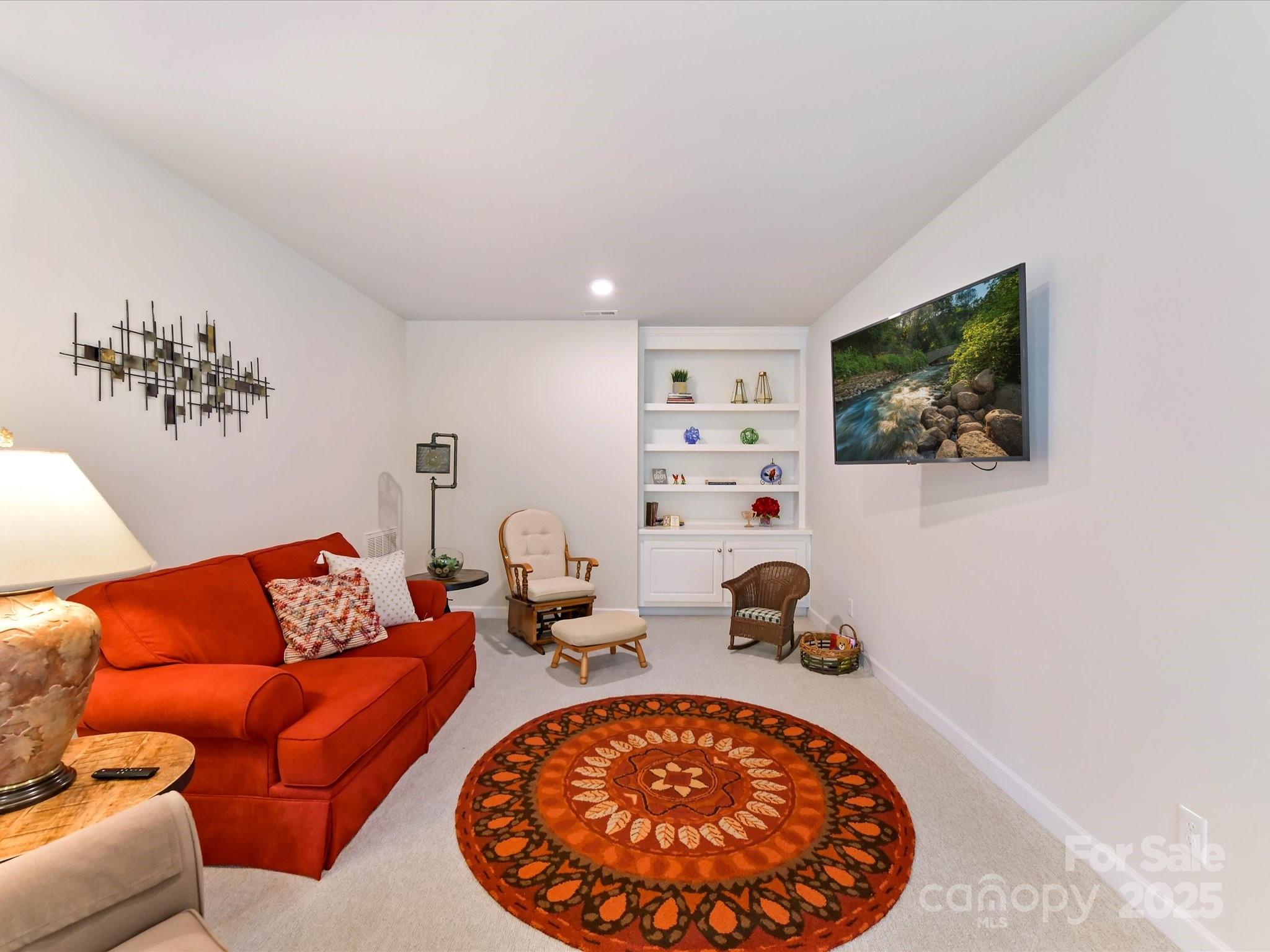 Tree Tops - Residential